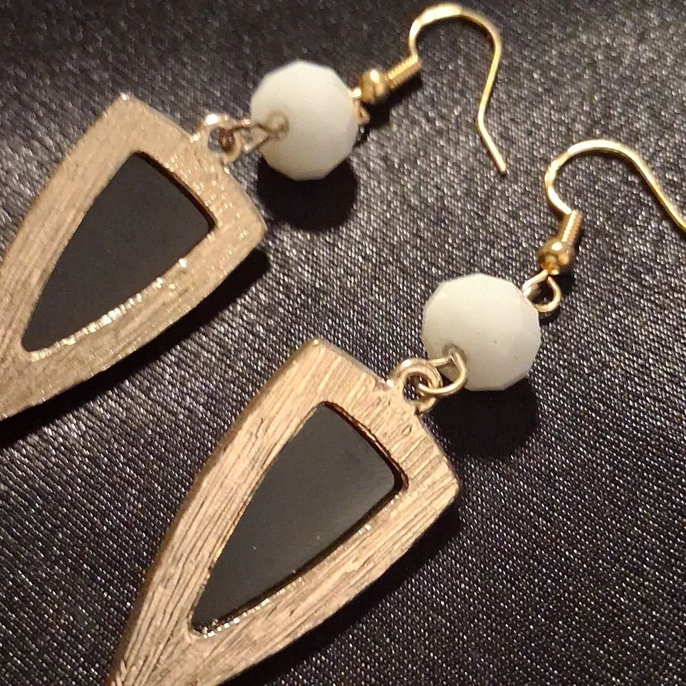 Black Geometric, Gold Over 925 Dangle Hooks Earrings . - Picture 7 of 9